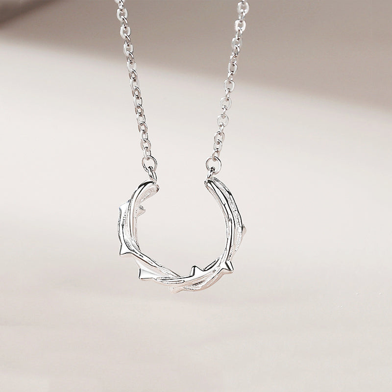 Intertwined Love Couple Necklaces