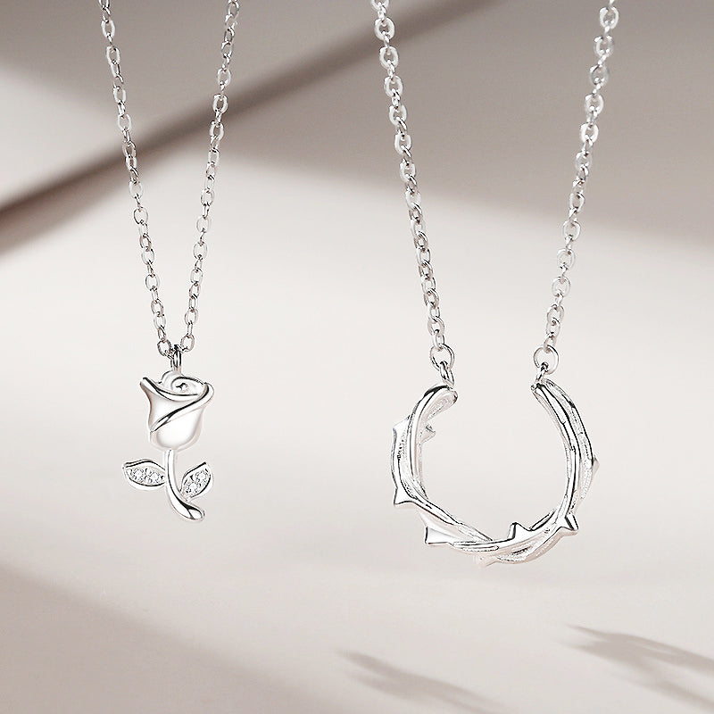 Intertwined Love Couple Necklaces